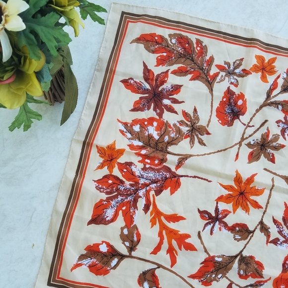 Vintage Fall Autum Leaves Scarf - Picture 3 of 4